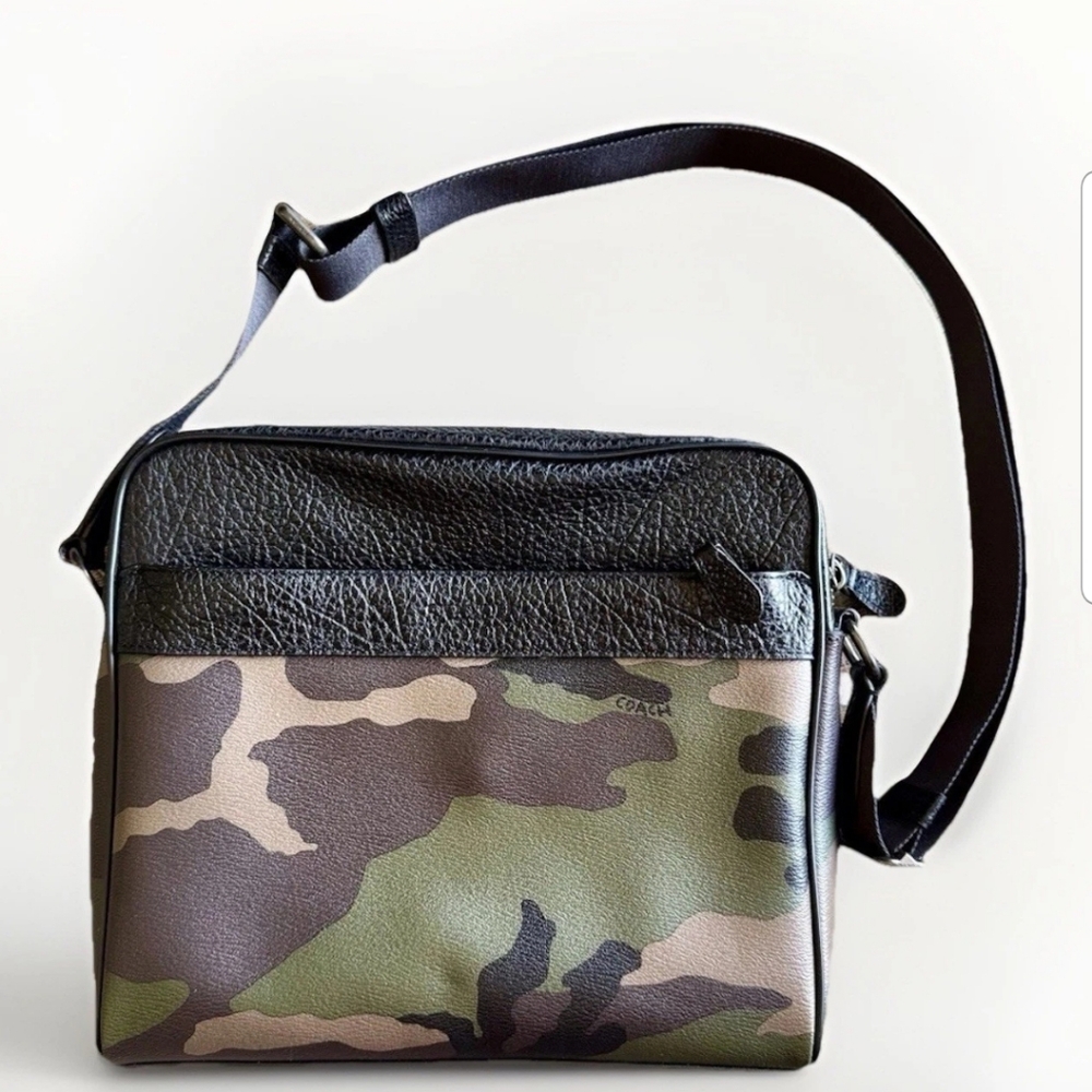 Coach Charles Camouflage Crossbody / Messnger Bag ~ Unisex